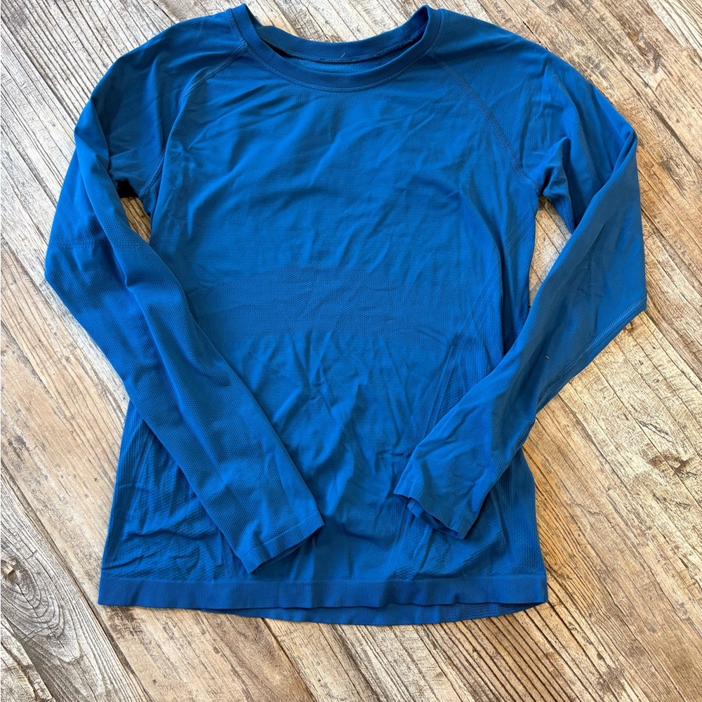 Athleta Women’s Blue Long Sleeve